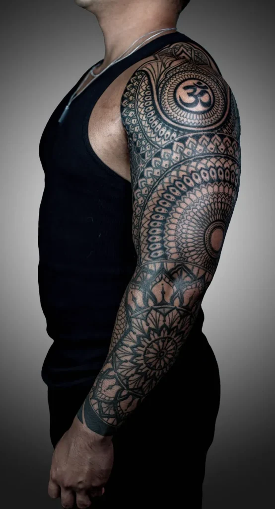 Hamza Sleeve, ornamental tattoo by Simon Halpern, Kāneʻohe, Oahu