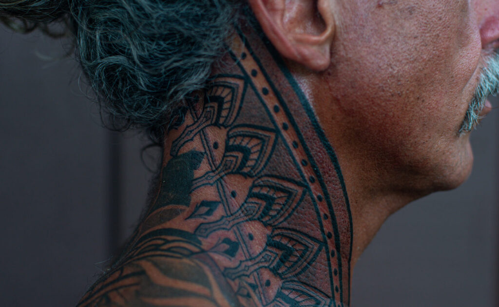 Jeremiah's Ornamental Neck Piece, ornamental tattoo by Simon Halpern, Kāneʻohe, Oahu
