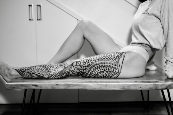 Madison's Mandala Ornamental Flow Leg, ornamental mandala tattoo by Simon Halpern, Kāneʻohe, Oahu